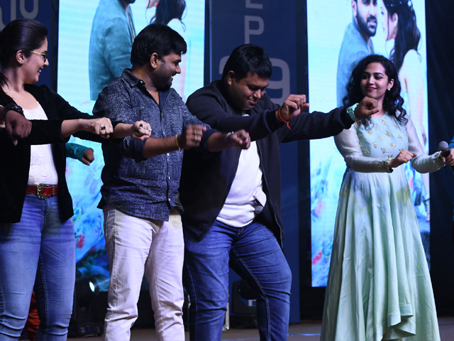 Mahanubhavudu Movie Pre Release Function